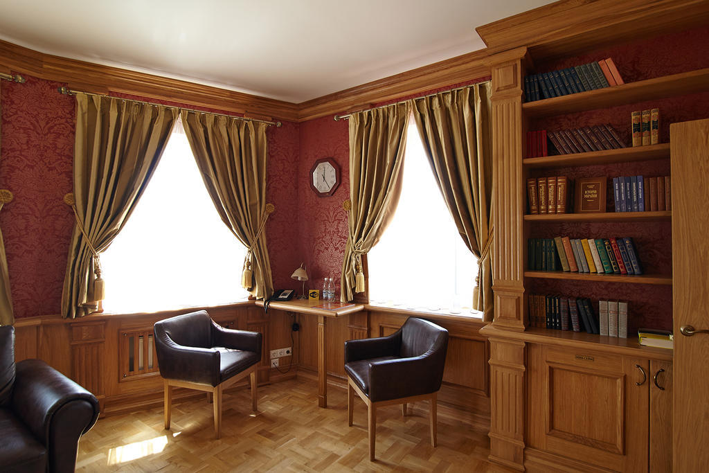 Pidkova Rivne Quarto foto